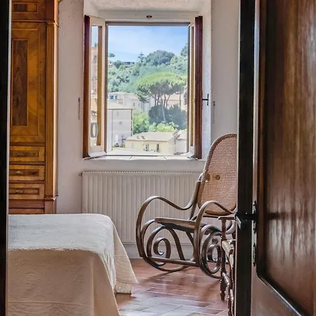 La Castellana Charming In The Medieval Borgo * Bracciano (Rome)