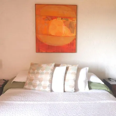 La Castellana Charming In The Medieval Borgo Bracciano (Rome)
