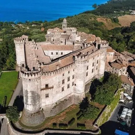 Apartment La Castellana Charming In The Medieval Borgo Bracciano (Rome)