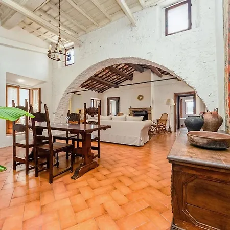La Castellana Charming In The Medieval Borgo Apartment Bracciano (Rome)
