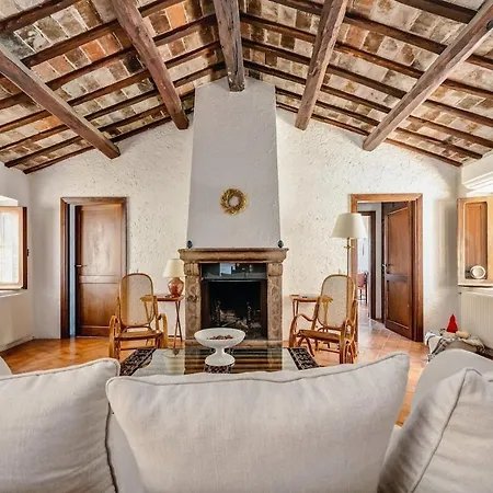 Apartment La Castellana Charming In The Medieval Borgo Bracciano (Rome)